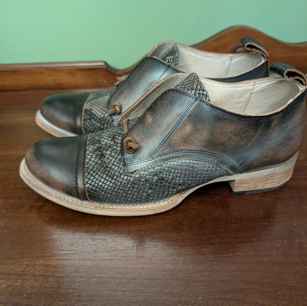 Freebird By Steven Mabel Snake Print Slip On Shoe Size 11, NWOT - Picture 3 of 8